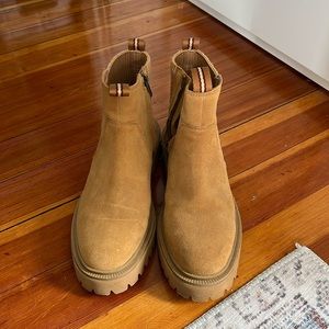 Madewell Tan Suede Chelsea Lug Ankle Boots